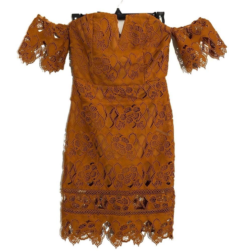 NWT J.OA. Los Angeles lace off the shoulder dress